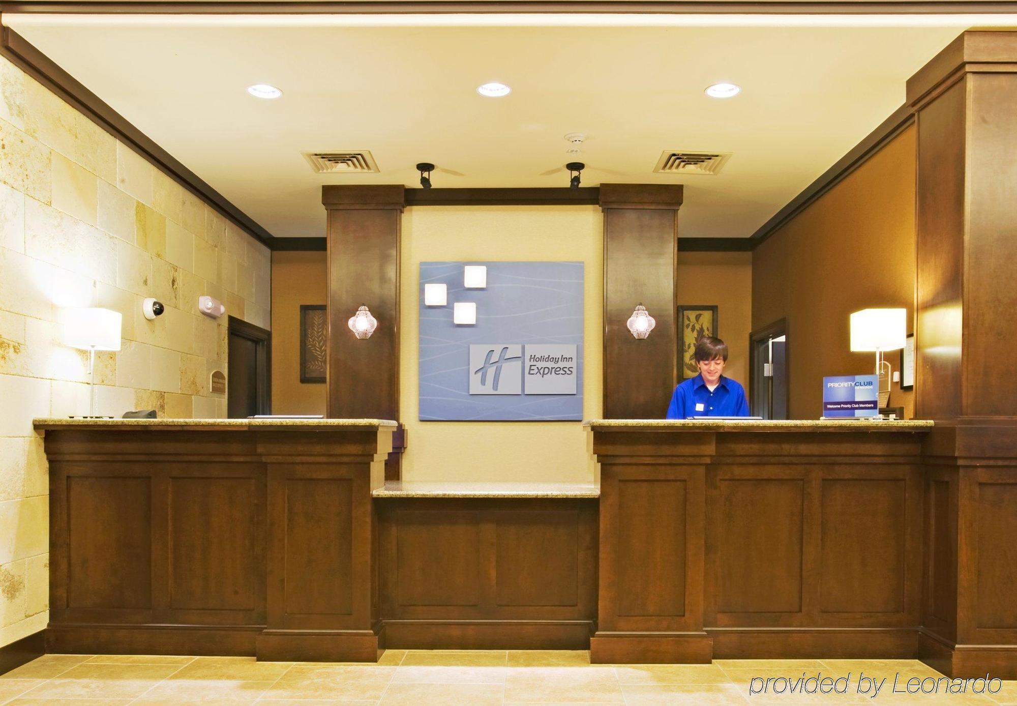 Holiday Inn Express Hotel & Suites Wichita Falls, An Ihg Hotel Exteriör bild