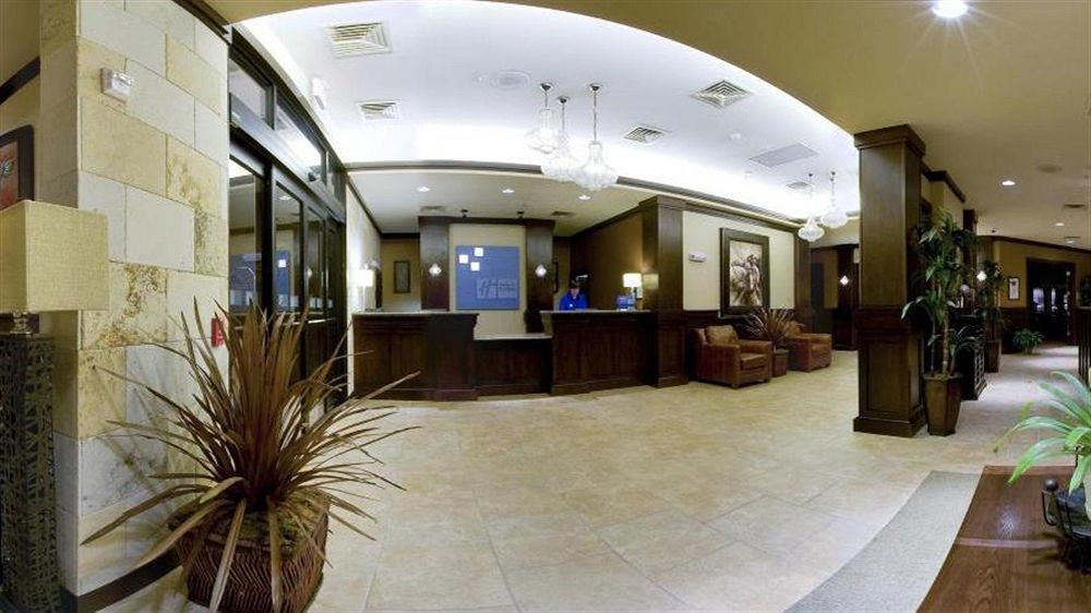 Holiday Inn Express Hotel & Suites Wichita Falls, An Ihg Hotel Exteriör bild